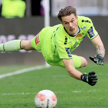 Torwartteam komplett: St. Pauli eist Spari aus Klagenfurt los