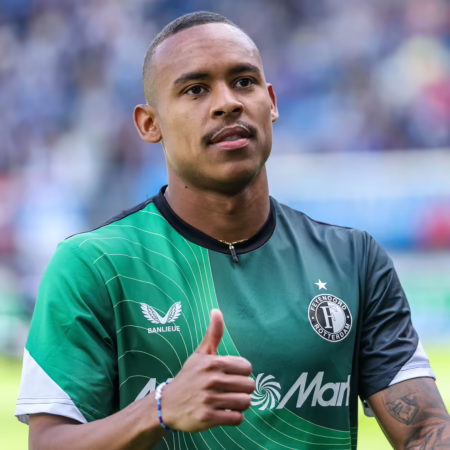 Bayer hat Feyenoords Topscorer Igor Paixao auf der Liste