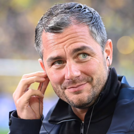 Auch Schäfer schmunzelt: RB-Plakate sticheln gegen BVB