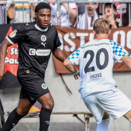 Blessins Signal: Afolayan vor dem Aus