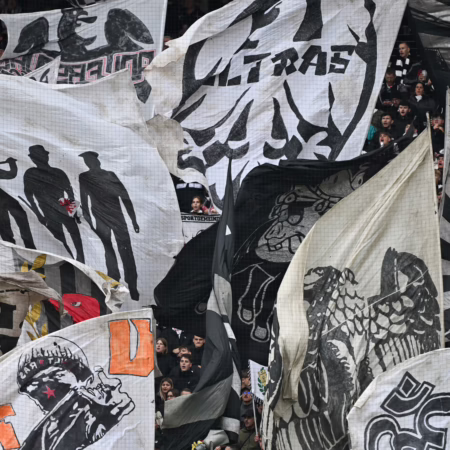 Eintracht-Präsident kritisiert eigene Fans: „Diese Dinge machen mich wütend“