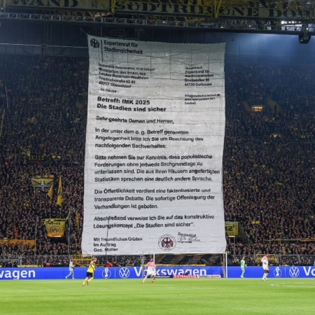 Auch nach Fan-Protesten: Innenminister weichen von harter Linie ab