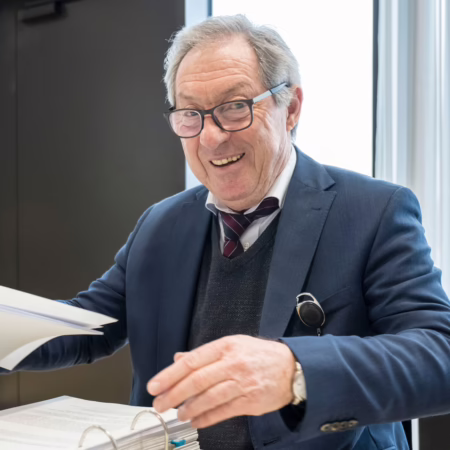 Pyro in Gold: Frankfurts ungewöhnlicher Abschiedsgruß an Nachreiner