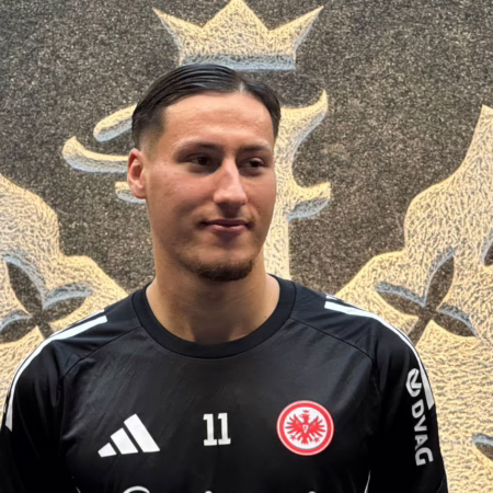 Schreie in Perugia und Stärke durch Taekwondo: Ebnoutalibs erstaunlicher Weg in die Bundesliga