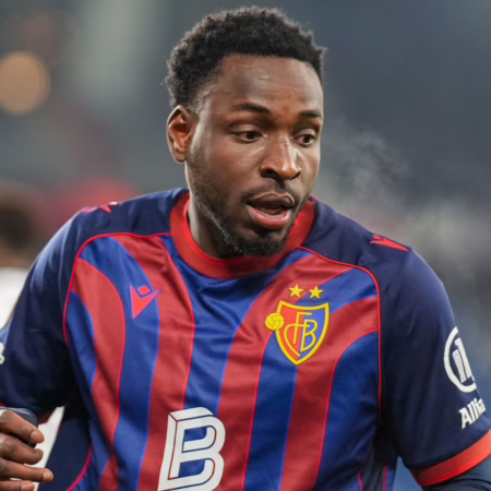 Reaktion auf Dompé-Suspendierung: HSV holt Otele