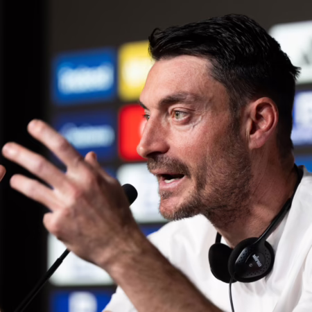 Schuhe putzen oder dem Gärtner helfen: Rieras spezielle Strafmaßnahmen