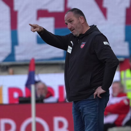 Schmidt winkt ab: „Eigentlich ist ein Mülleimer-Wort“