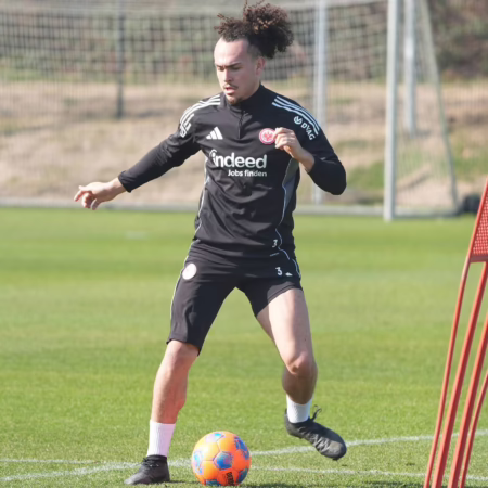 Theate, Uzun, Kaua Santos: Die Personallage bei der Eintracht