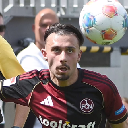 „Großer Tag für mich“: Yilmaz bindet sich an Freiburg