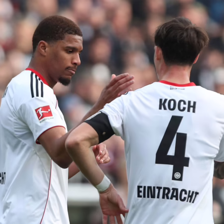 Abschied nach der WM? Das Paradoxon bei Eintracht-Verteidiger Amenda