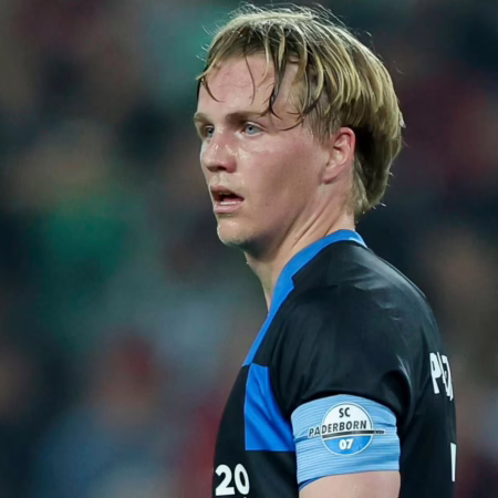 Von Kettemann bestätigt: Götze bleibt Paderborns Kapitän
