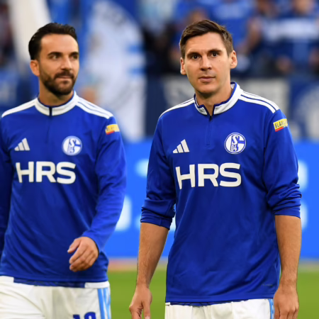 Schalker Personalsorgen: Wöber fehlt bis Jahresende, Karaman in Köln