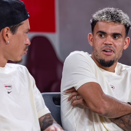 Erbe von El Tren und einem WM-Star: Luis Diaz in München gelandet
