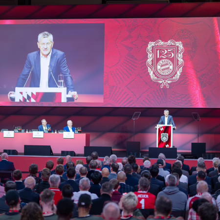 FC Bayern vermeldet Mitgliederrekord – Wiedergewählter Hainer richtet sich an Upamecano