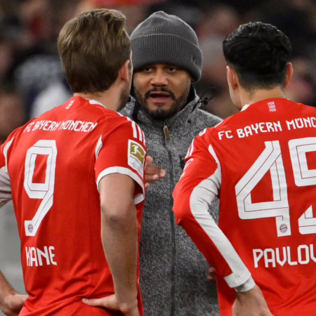 Kompany erklärt seinen Plan mit Joker Kane