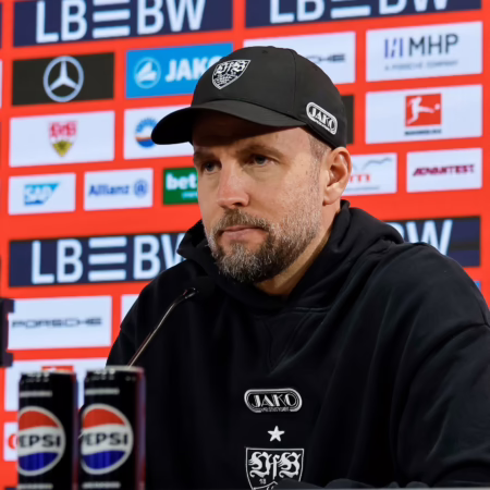 VfB-Trainer Hoeneß verteilt das „Prädikat Topspiel“