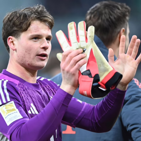 Nur bei einer Neuer-Frage grätscht Urbig dazwischen