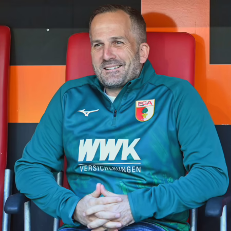 Augsburg-Spieler sprechen sich deutlich für Baum-Verbleib aus