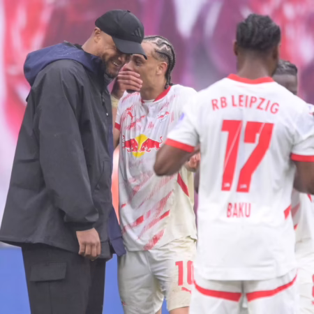 Kompany bat Hoeneß um Xavi-Transfer: „Dann haben wir Apfelkuchen gegessen“