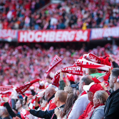 Massenschlägerei vor Bayern-VfB bringt Polizei an Kapazitätsgrenze